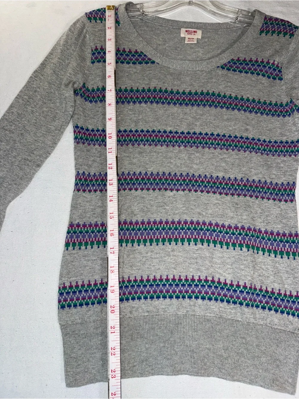 Mossimo Supply Co Gray Fair Isle Knit Sweater XS Long Sleeve Soft Pullover